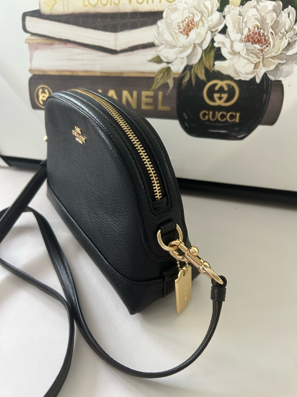 Coach Black Leather Crossbody Bag structured Camera Bag Gold Hardware - Picture 4 of 13